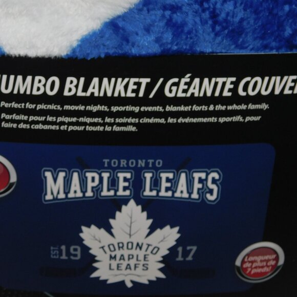 NHL Toronto Maple Leafs Hockey Jumbo Plush Fleece Blanket NEW 62" x 90" - Picture 2 of 6